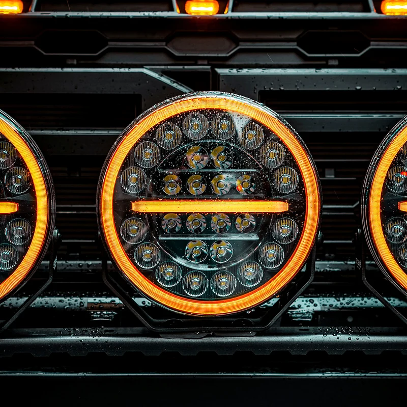Strands Firefly PRO LED-körljus med stroboskop / 9"
