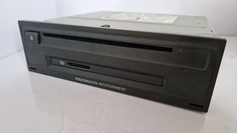 VW 3Q0 035 840 B Radio/CD