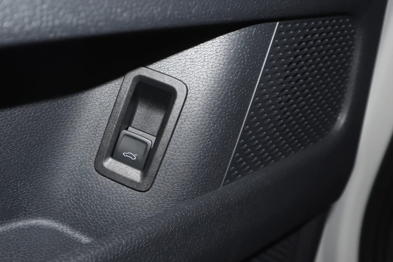 Push Button driver door electrical tailgate for VW ID-Buzz EB