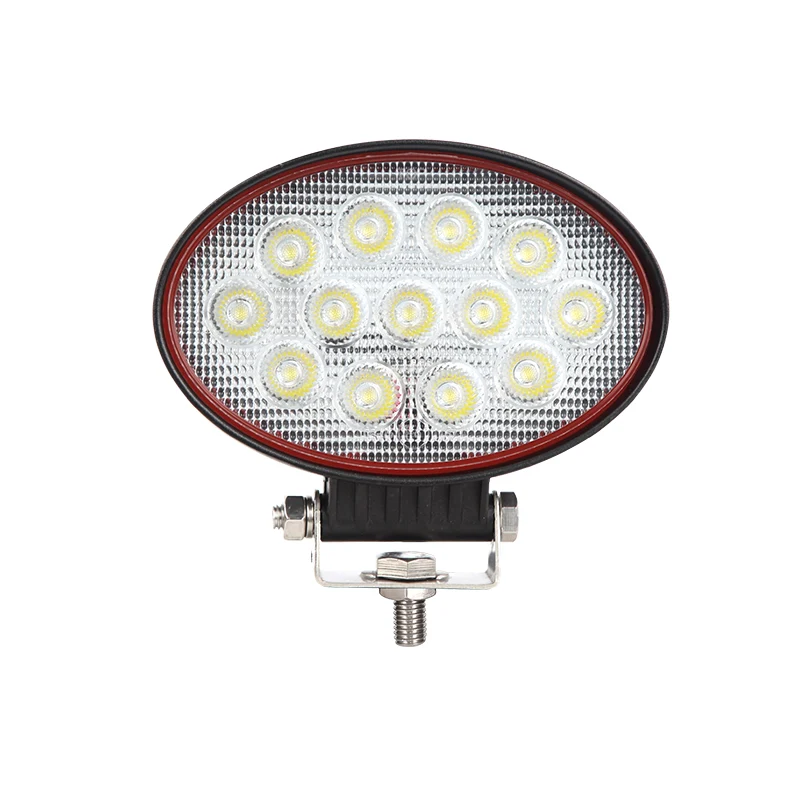 Oval LED Flood Light från LED Autolamps / 3120 Lumen