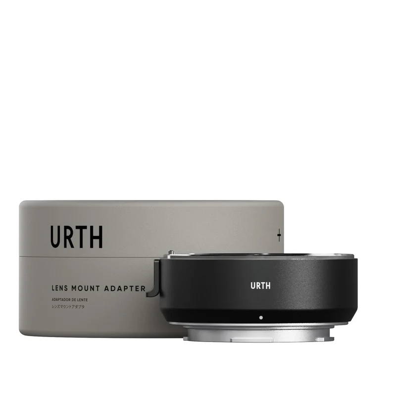 Urth Lens Mount Adapter for Canon (EF / EF-S) Lens to Leica L Camera Body