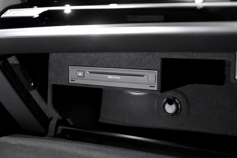 Complete set DVD player for Audi A6 4A, A7 4K, A8 4N, Q8 4M