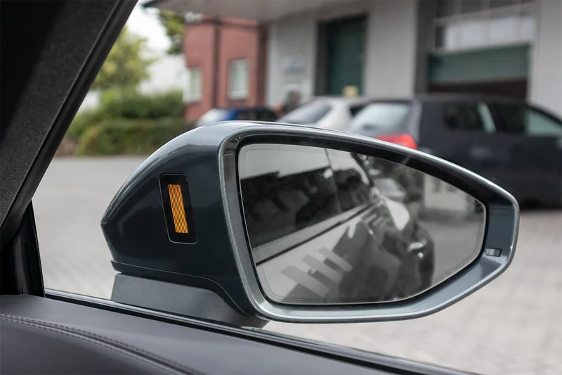 Complete kit Audi side assist for Audi e-tron GT F8