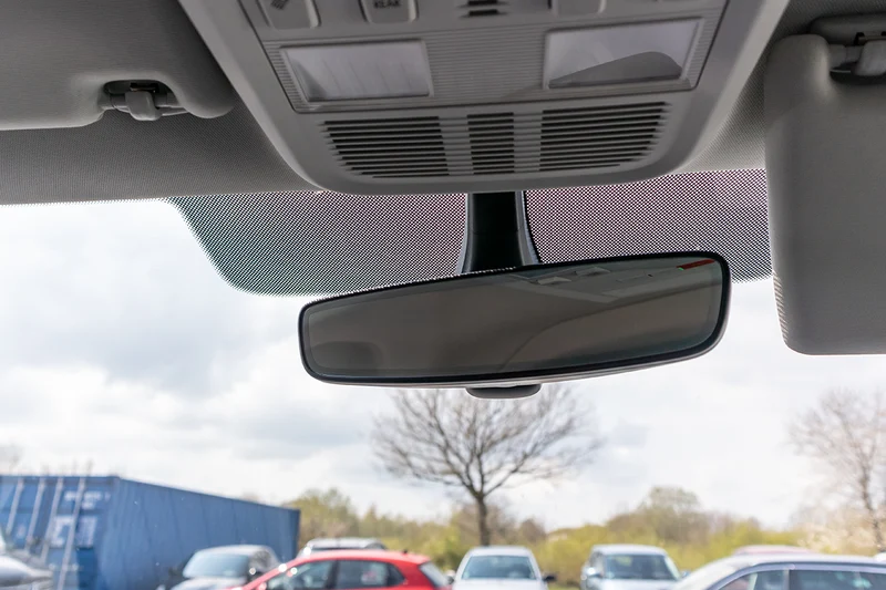 Interior mirror automatically dimmable, high beam assistant for Skoda, VW MQB