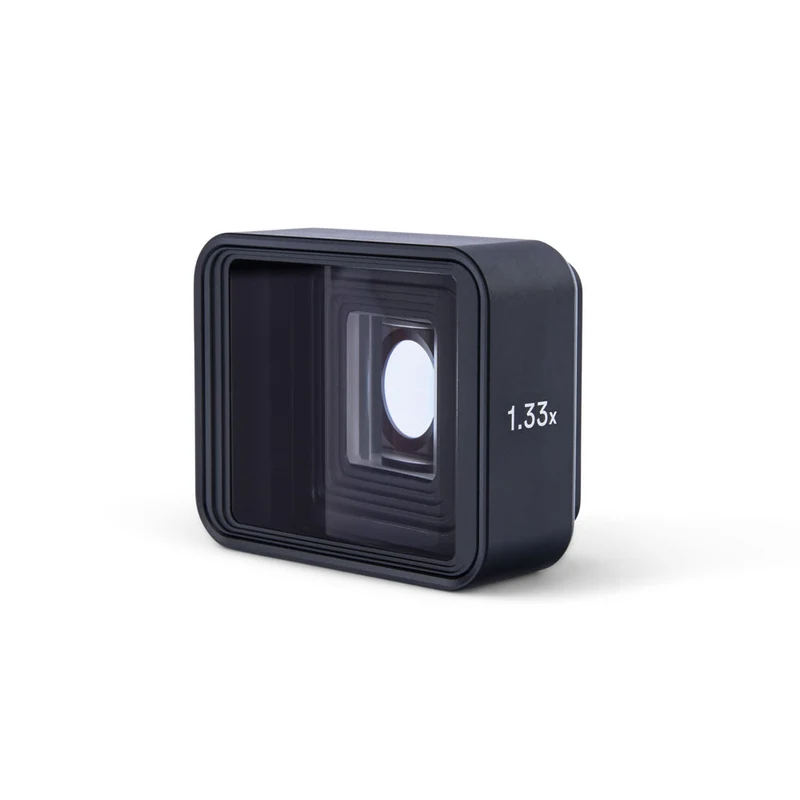 Moment T-Series Lens II - Anamorphic 1.33x Mobile Lens II - Natural