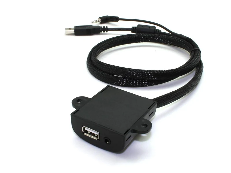 Universal USB & AUX Adapter CTUNIUSB