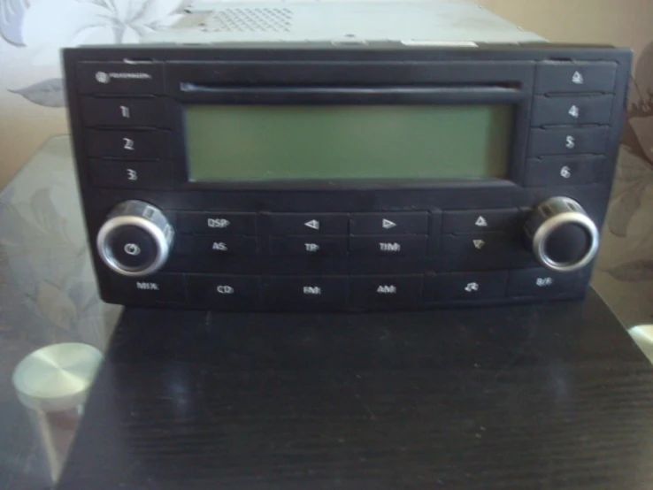 VW 7L6 035 195B Radio/CD