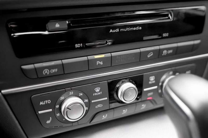 Complete kit APS+ plus (optical display MMI) for Audi A6 4G