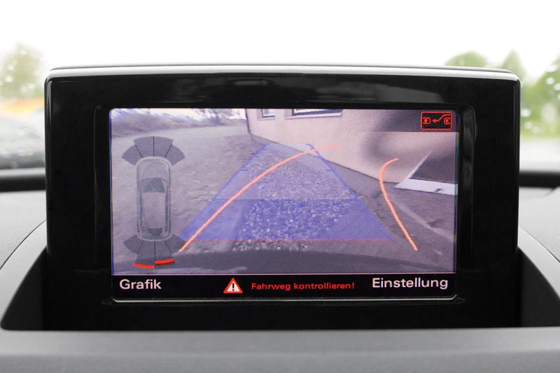 Complete kit rear view camera for Audi Q3 8U