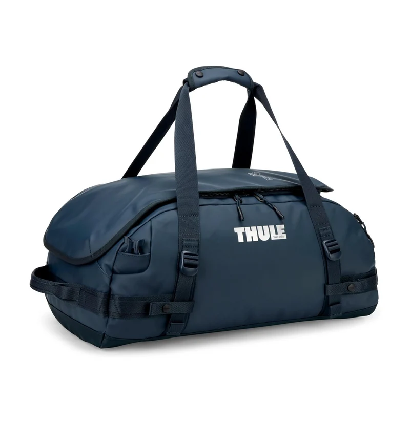 Thule Chasm 40L Duffel Bag Convertible Backpack Duffle in Darkest Blue